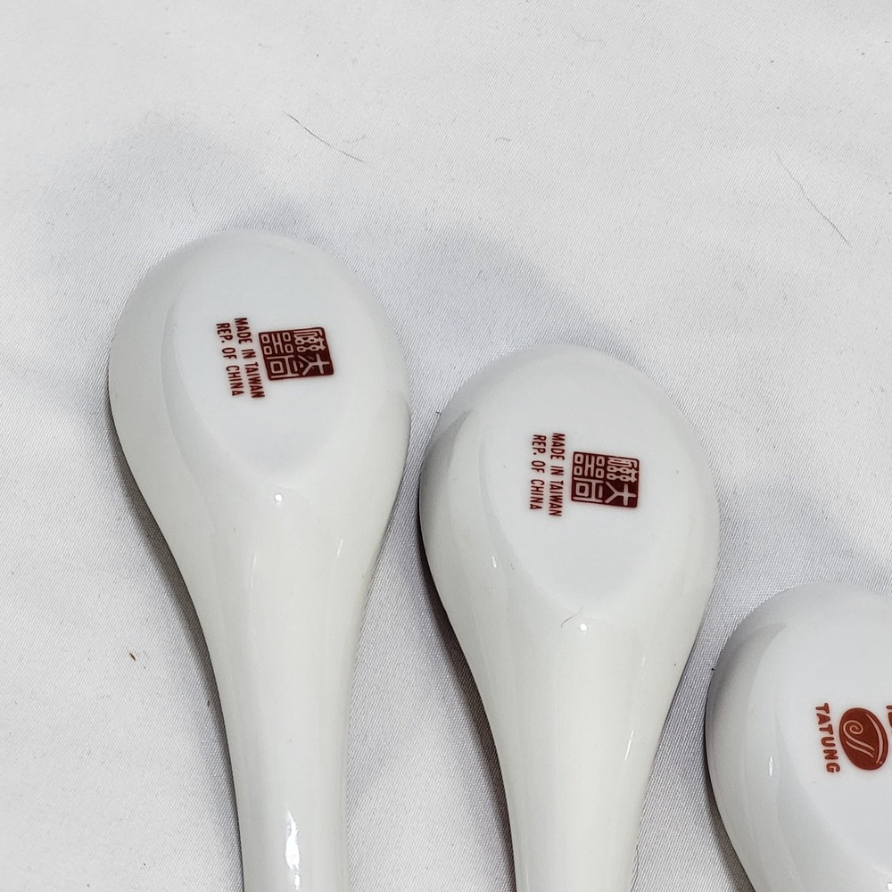 Vintage Chinese Porcelain Soup Spoons Set of 7 Tatung Famille Rose Floral Dragon - Picture 7 of 11